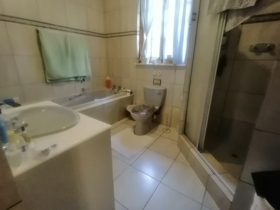 3 Bedroom Property for Sale in Pellissier Free State